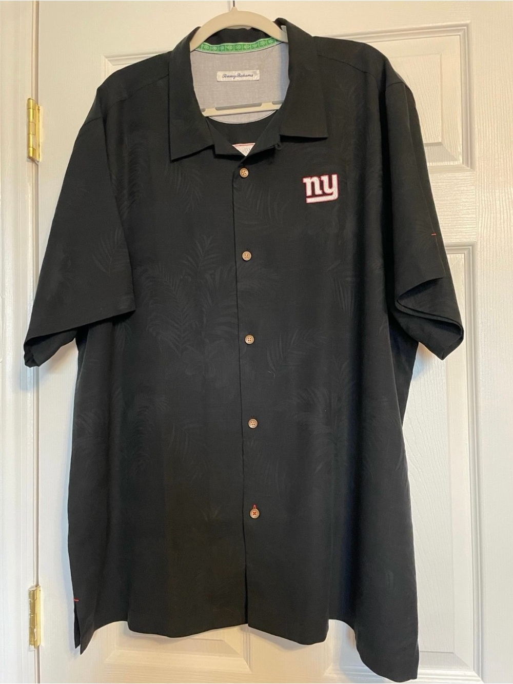 NWT Tommy Bahama x New York Giants Button-Up Camp Shirt Roar of the Crowd